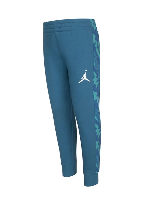 Nike® Boys 4-7 Michael Jordan Essentials Fleece Allover Print Set 8 Nike® Boys 4-7 Michael Jordan Essentials Fleece Allover Print Set - Image 6