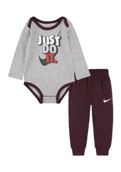 Nike® Baby Boys Logo Bodysuit Pants Set